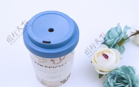 竹纤维咖啡杯带孔可插吸管蓝色盖