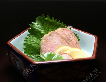 日式料理鹅肝刺身