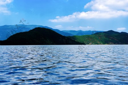 湖泊海面自然生态旅游背景素材