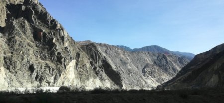 石山高峰图片