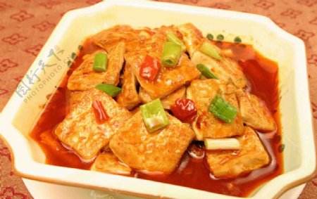 家常菜剁椒肉末煎豆腐图片