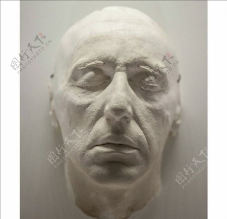 雕塑之真实的面孔图片