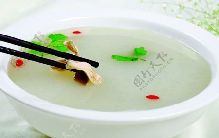 豫菜鸡味三菌汤图片