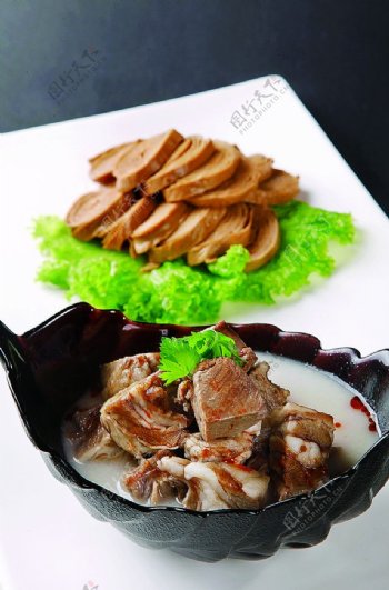 浙菜金河鲜肉豆皮图片