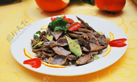 新疆菜凉拌鸡杂图片