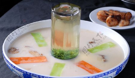 川菜茶香松茸菌图片